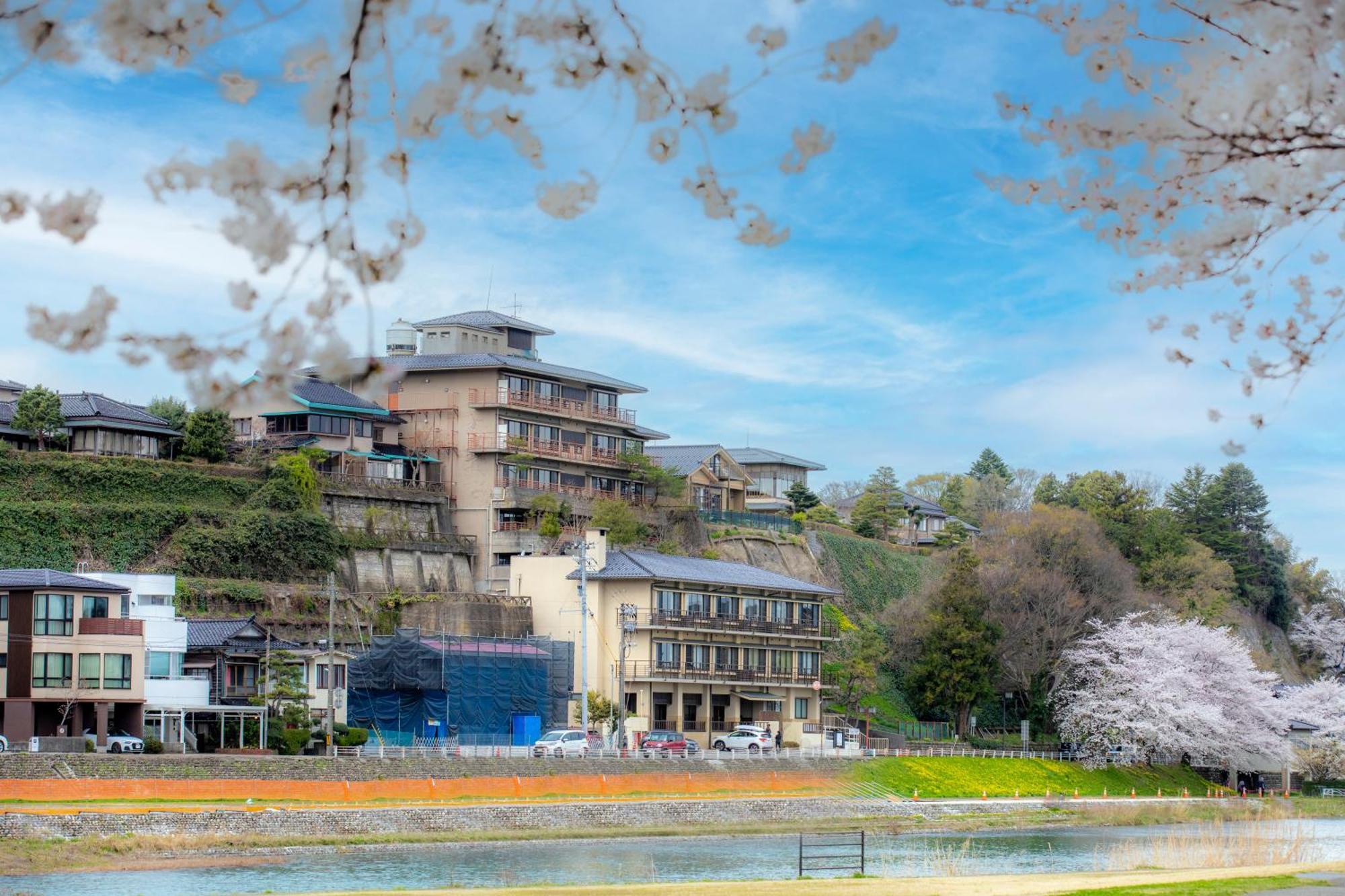 Hotel Yuyaruru Saisai Kanazawa Esterno foto